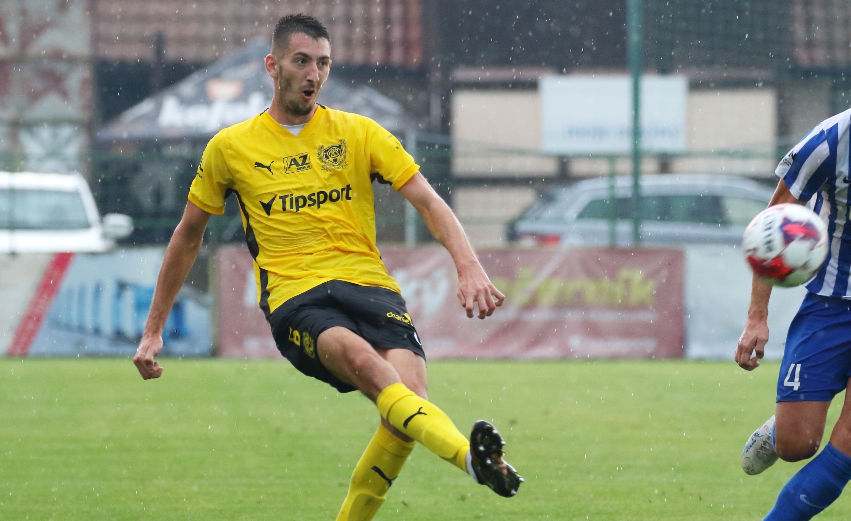 SOUHRN: Sedm Zbrojov�k� m��� do reprezenta�n�ch v�b�r�