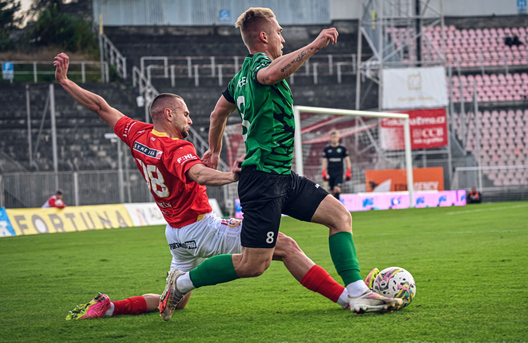 Zbrojovka doma t�sn� nesta�ila na P��bram