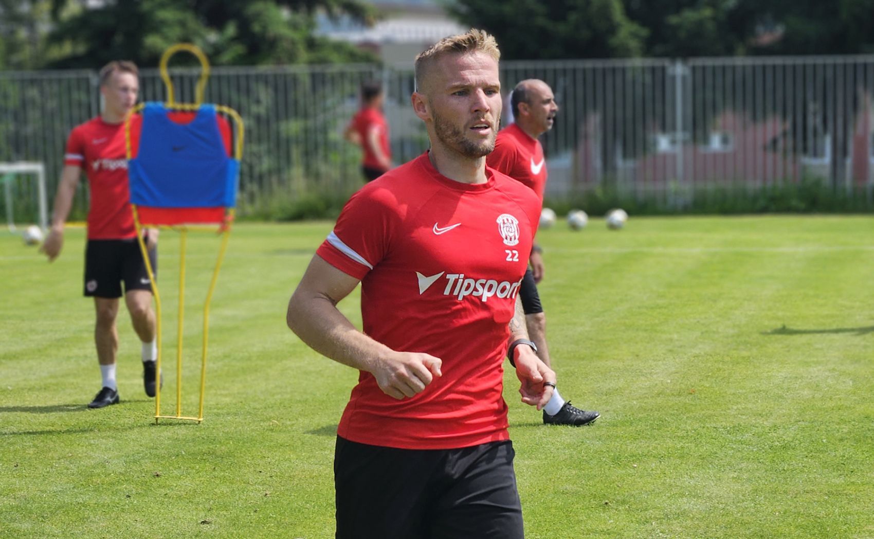 VIDEO: Zah�jen� letn� p��pravy