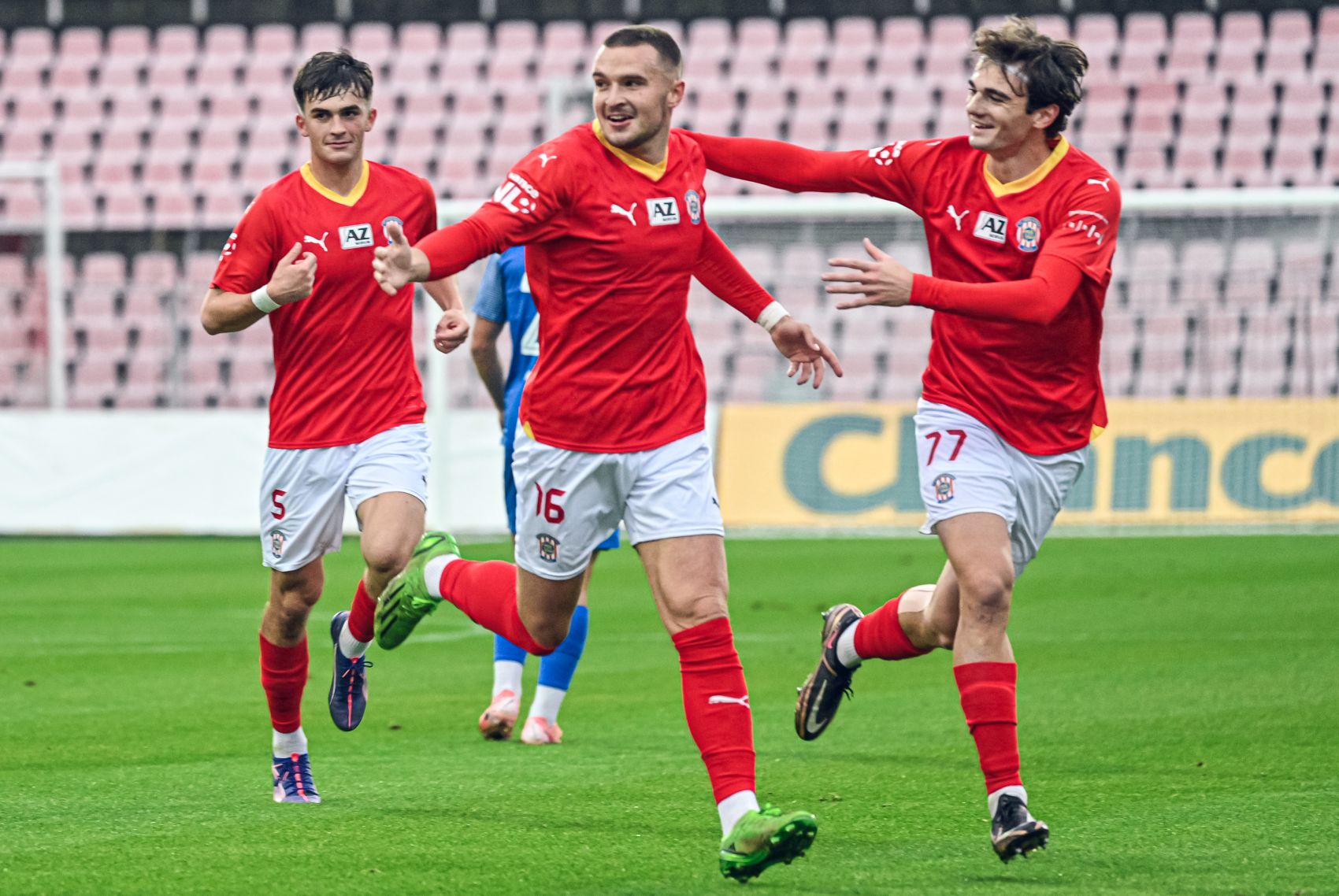 VIDEO: M�li jsme to ukopat, �tve Kronuse po rem�ze