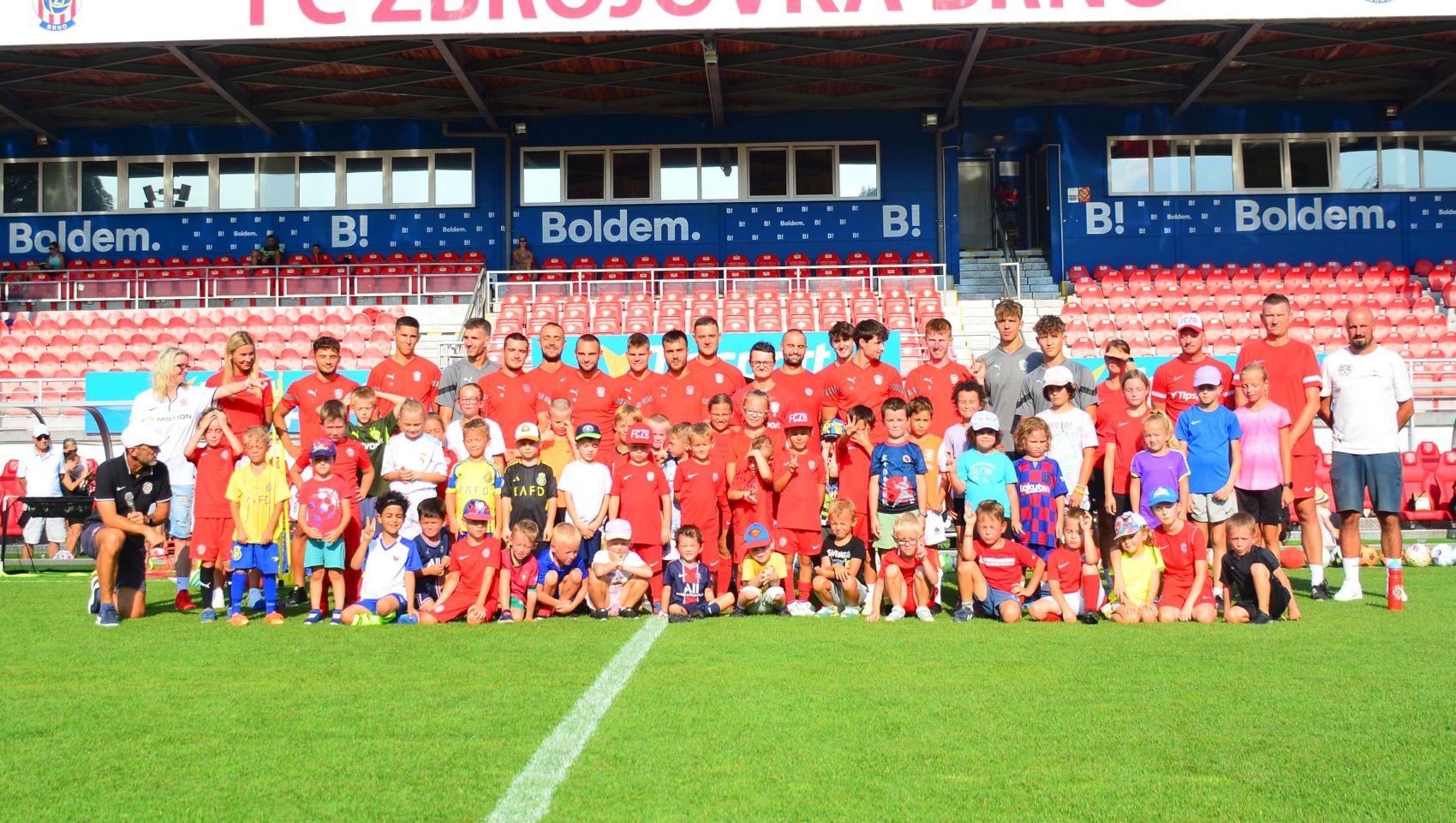 VIDEO: Ohl�dnut� za podzimn�m n�borem