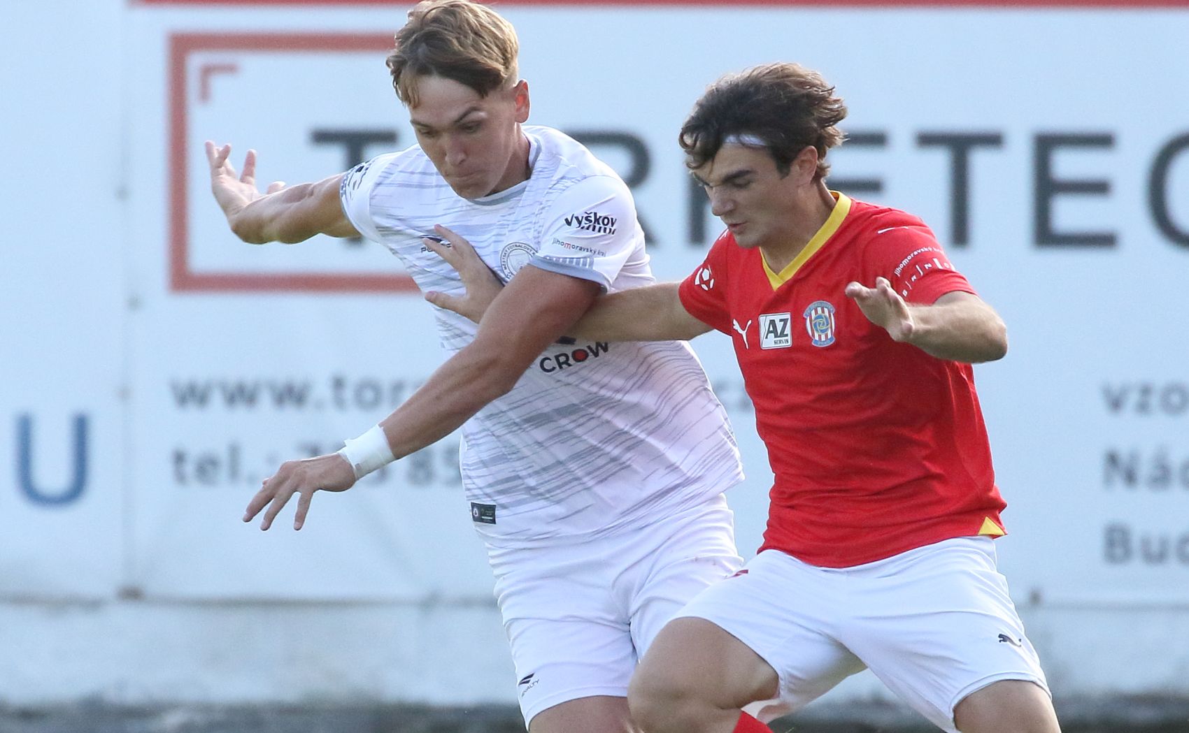 �ance nevyu�ity, Zbrojovka podlehla Vy�kovu na jeho h�i�ti