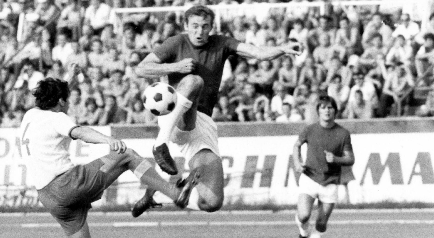 Zbrojovce po dlouh�ch letech skute�n� v���m, hl�s� legenda Miklo�