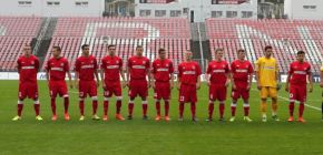 Junio�i oto�ili z�pas na Slavii. Vedouc� Boleslav ji� maj� na dost�el