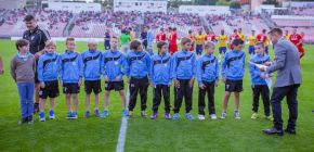 Zbrojovka p�iv�tala Talenty roku 2014