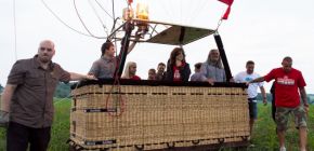 Bal�n Zbrojovka Brno m� za sebou k�est a prvn� let!