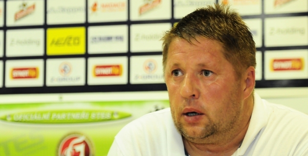 Tren�r �uhel hodnotil prvn� dom�c� st�etnut� v t�to sez�n�