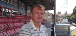 Tren�r juniorky Richard Dost�lek hodnot� soust�ed�n�