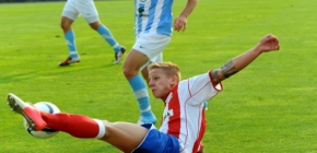 Juniorka zdolala Olomouc a nad�le dr�� prvn� p���ku