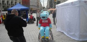 Hur�, pr�zdniny!