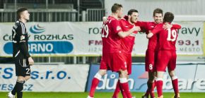 Zbrojov�ci na hostov�n�: �ural�v g�l ���ru nepomohl, op�t se trefil �ivn�