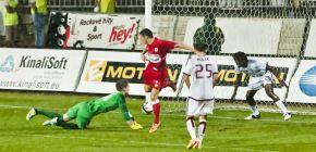 Zpracov�n� jako na tr�ninku, usm�val se autor v�t�zn� branky Markovi�