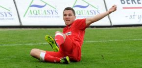 Oslavy v L�ni oko�enilo sedm branek, Zbrojovka na�ala novou sezonu v�t�zn�