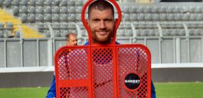 VIDEO: Osm� den na soust�ed�n�