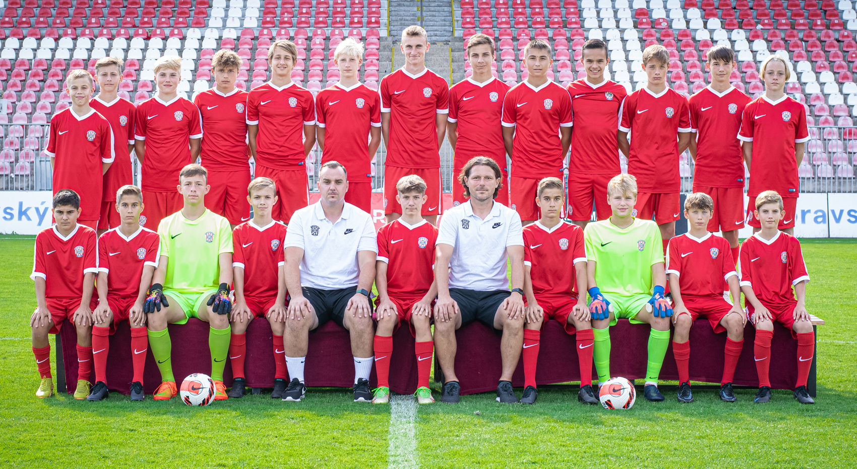 U14: Kanon�da na z�v�r!