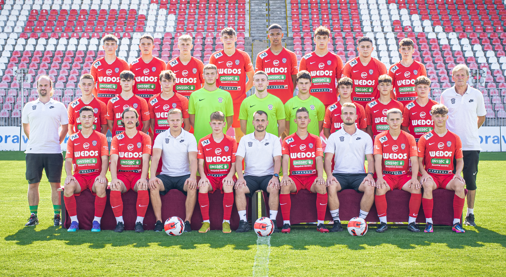 U18: T�sn� prohra v Krom���i