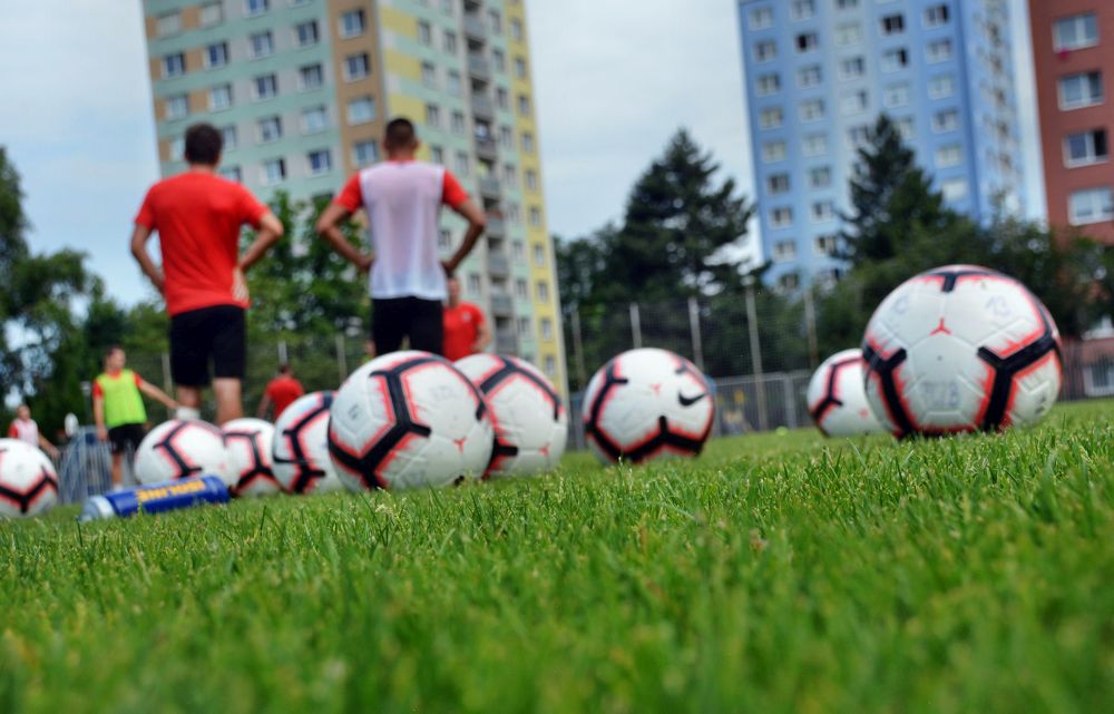 VIDEO: Do Zbrojovky p�estupuje z�lo�n�k Adam Fousek