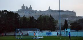 Zbrojov�ci v p�tek r�no odl�taj� na Maltu, �ek� je t�denn� soust�ed�n�