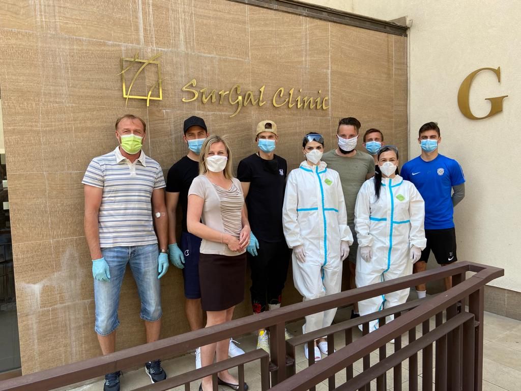 Zbrojov�ci dnes podstoupili testy na koronavirus