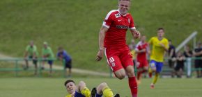 SOUHRN: Zbrojov�ci na hostov�n� - Mou�ka v gener�lce sk�roval