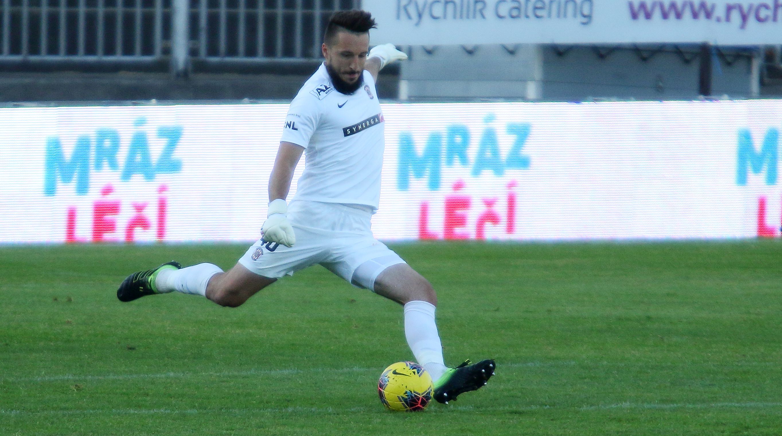 VIDEO: Rem�zu s ohledem na pr�b�h utk�n� mus�me vz�t, uv�domuje si �ustr