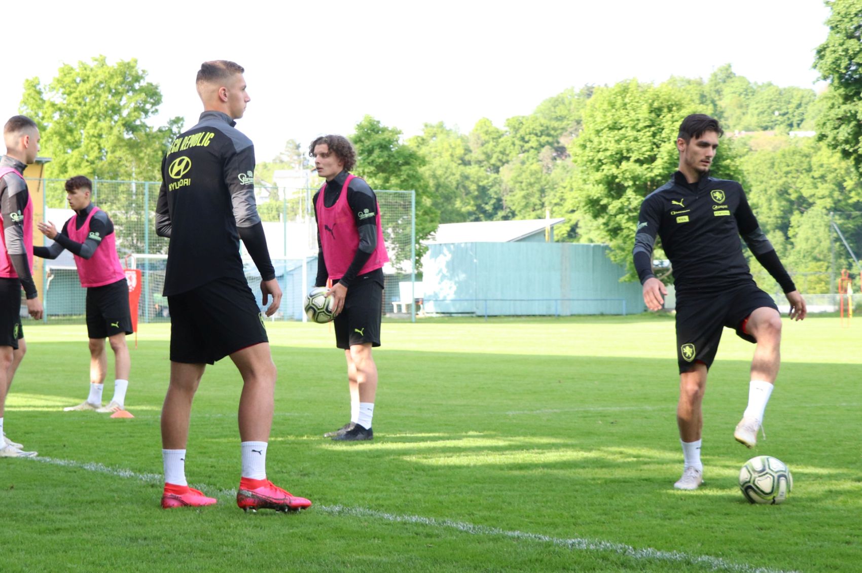 Reprezentant Pachlopn�k: Sraz byl hlavn� seznamovac�, tvo��me nov� t�m