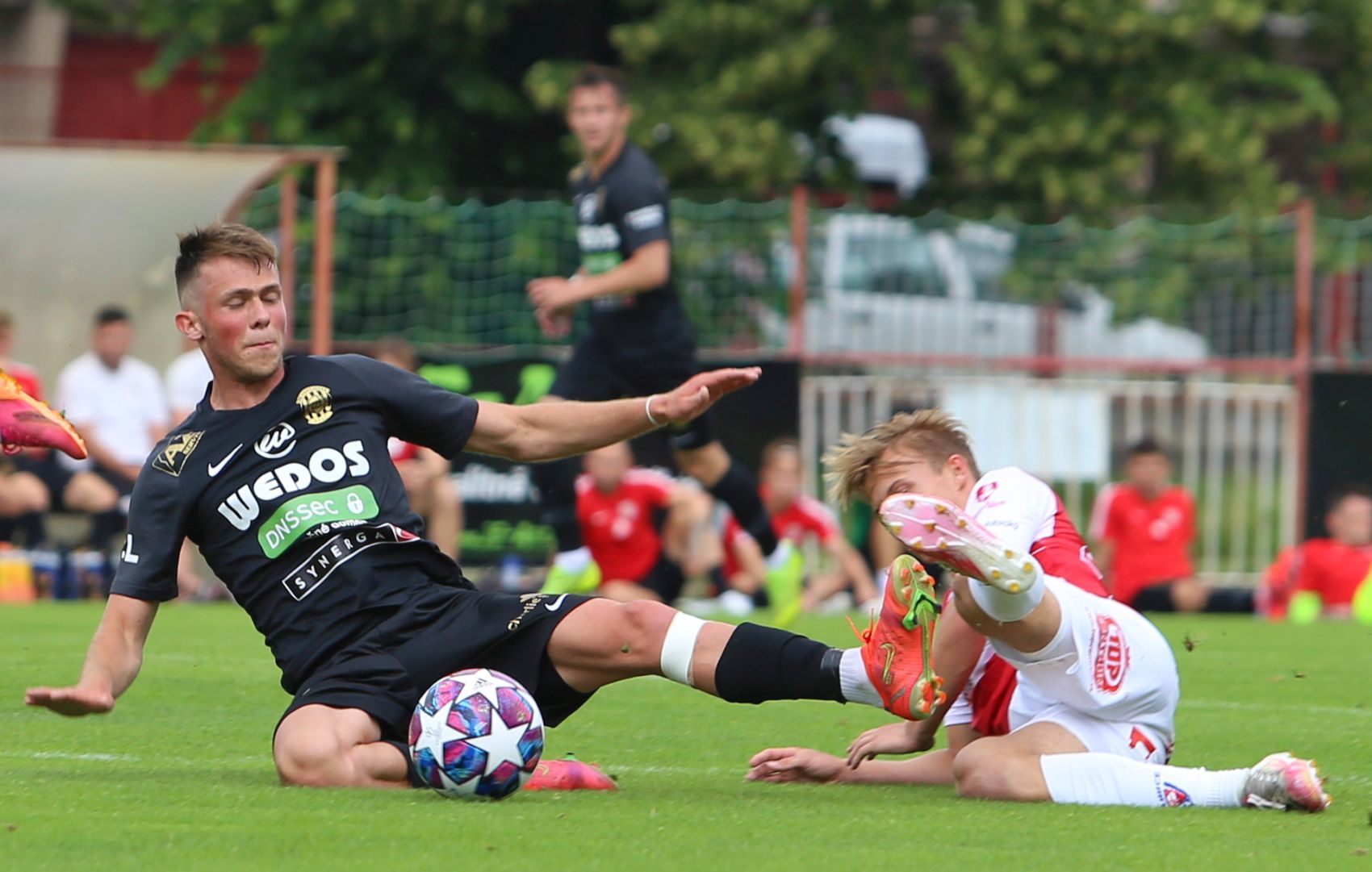 Zbrojovka na �vod p��pravy zv�t�zila v Pardubic�ch