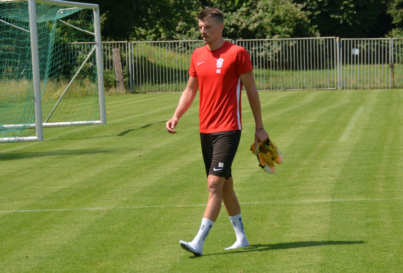 Ke Zbrojovce se p�ipojil obr�nce �t�rba