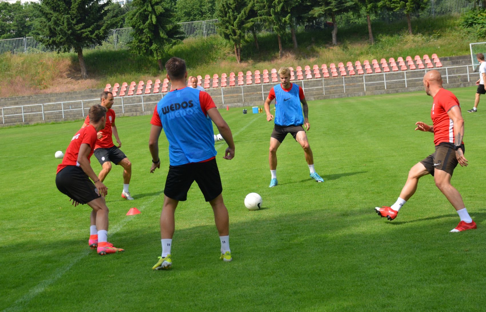 VIDEO: Zbrojovka dnes zah�jila letn� p��pravu