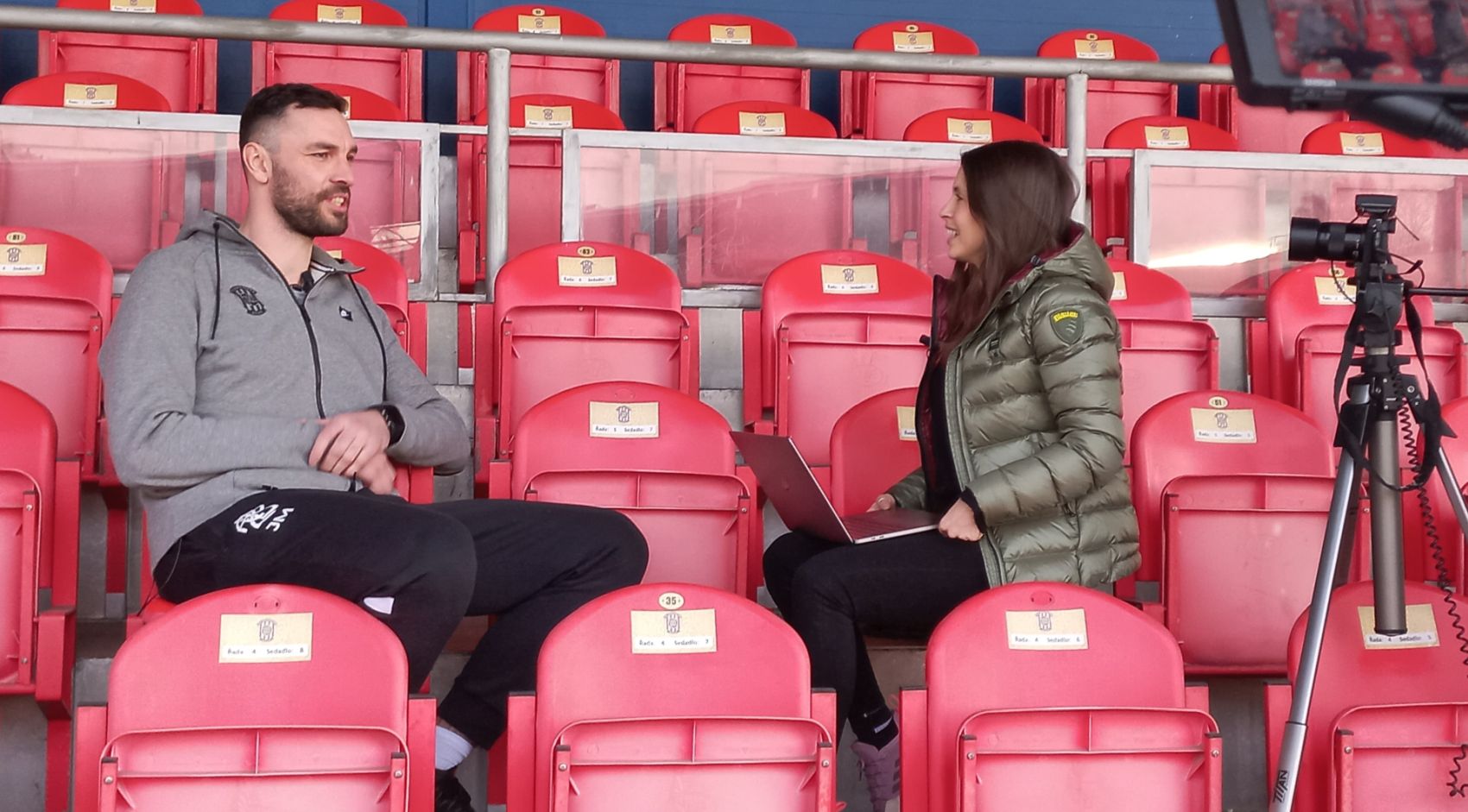 STUDIO FLINTA: Rozhovor s Josefem Ml�uchem!