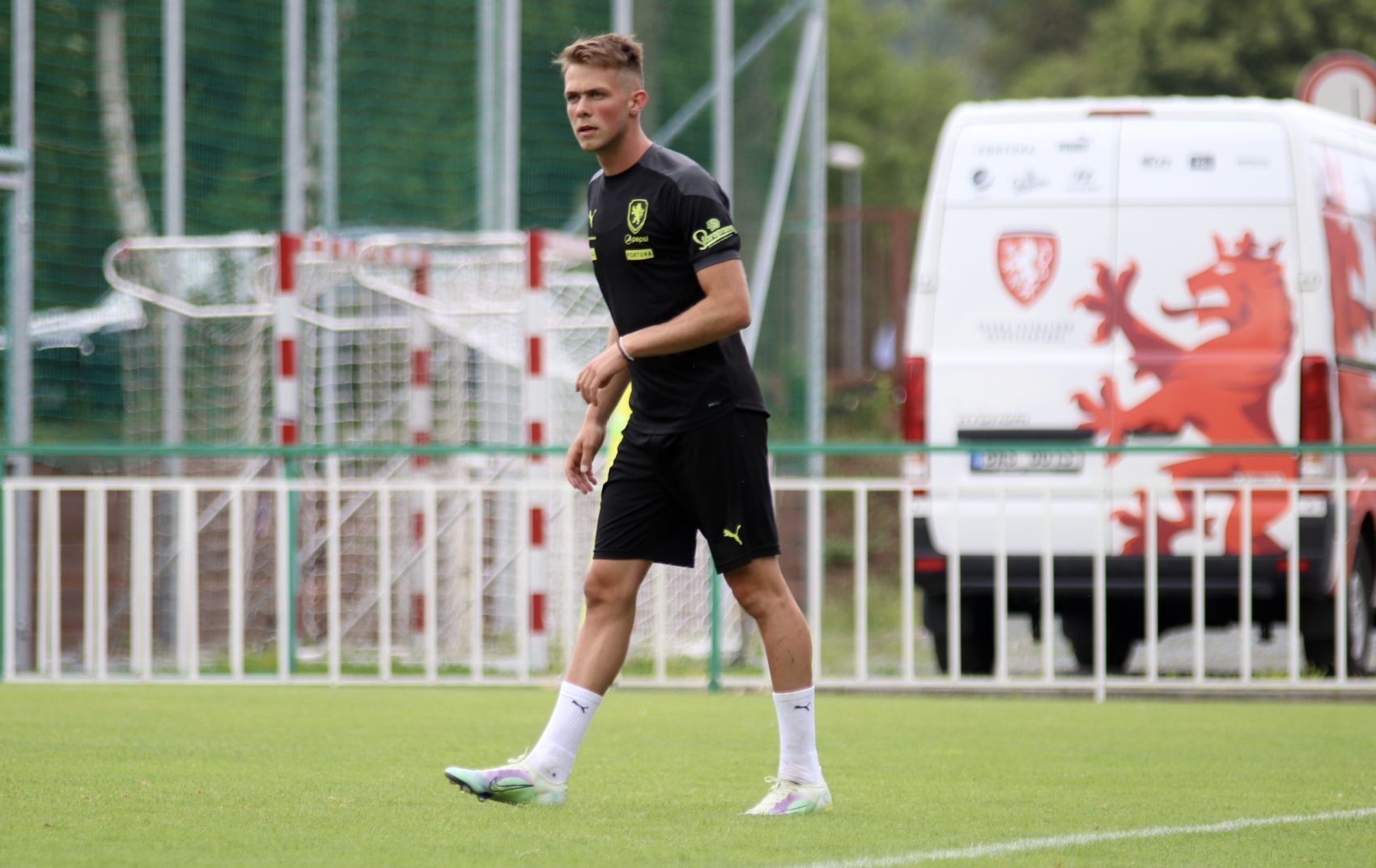 Reprezentant �ev��k u� se t�� na pond�ln� z�pas s Andorrou