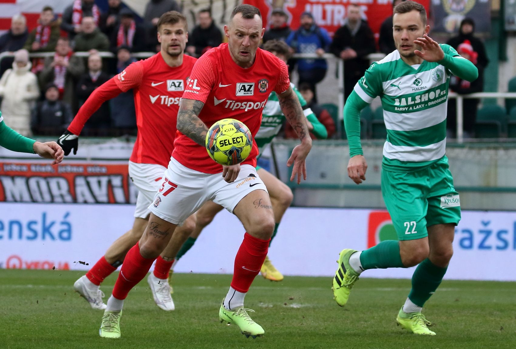 Zbrojovka na Bohemce vybojovala bod, �ezn��ek se trefil po�trn�ct� v sez�n�