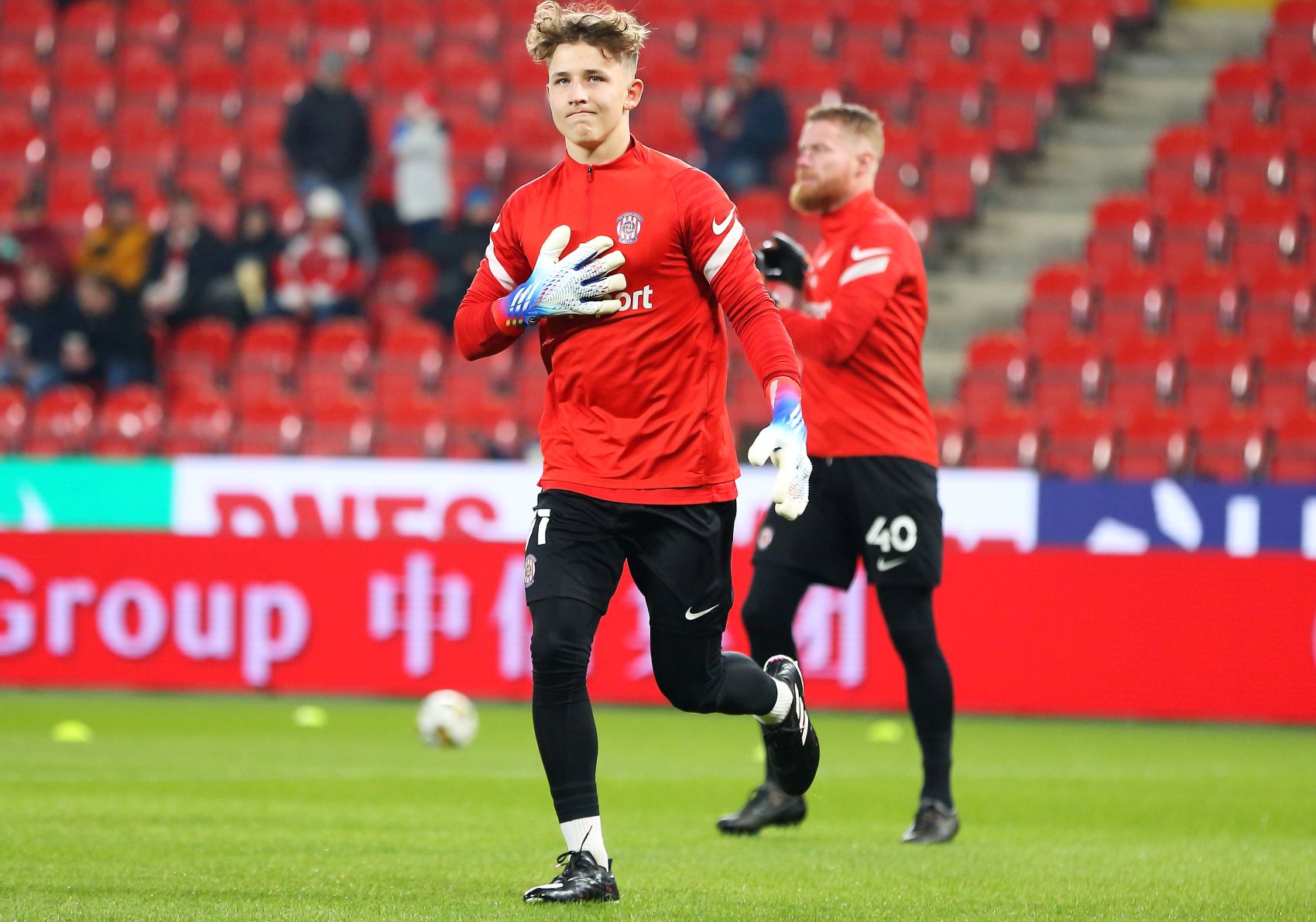 ROZHOVOR Z PROGRAMU: Michal Hlo��nek