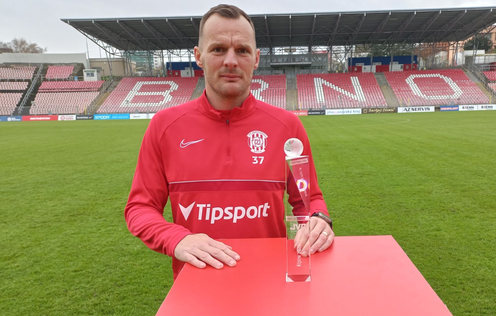 Jakub �ezn��ek se stal Hr��em m�s�ce ��jna!