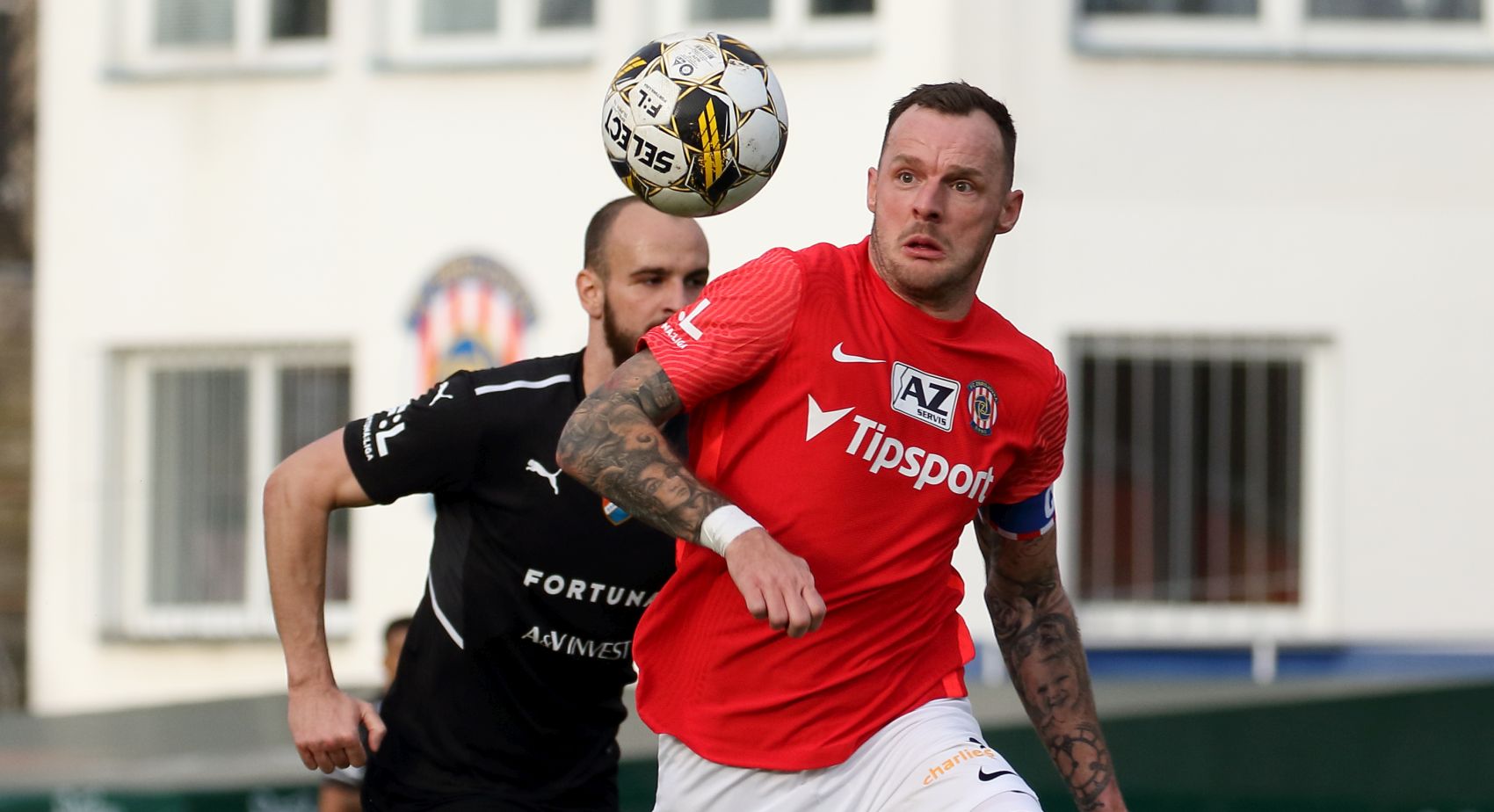 VIDEO: T�k� z�pas a d�le�it� body, usm�v� se �ezn��ek