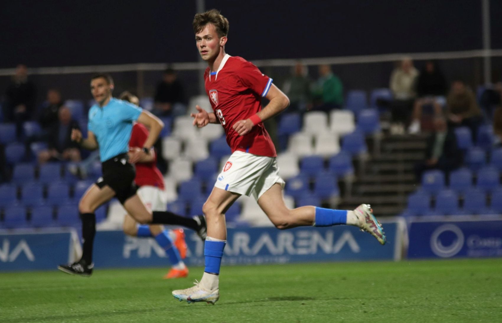 SOUHRN: Jak si vedli Zbrojov�ci v reprezentaci?